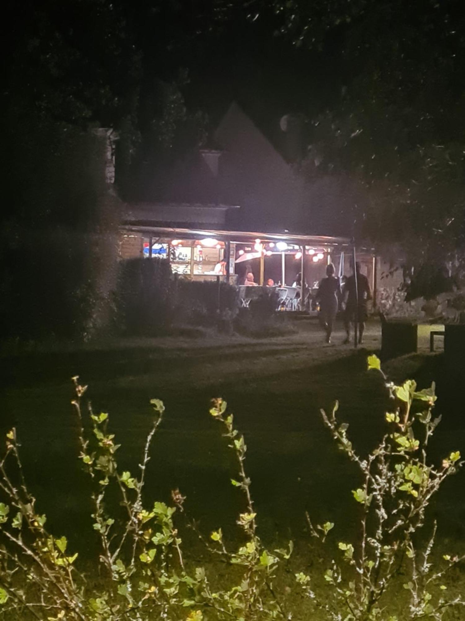 Hotel Saint Julien Aux Bois Luaran gambar